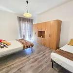 Apartment Ampio Quadrilocale 8 Pax Vista Mare