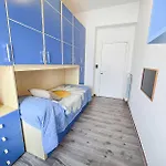 Apartment Ampio Quadrilocale 8 Pax Vista Mare