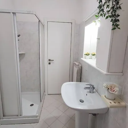 Ampio Quadrilocale 8 Pax Vista Mare *