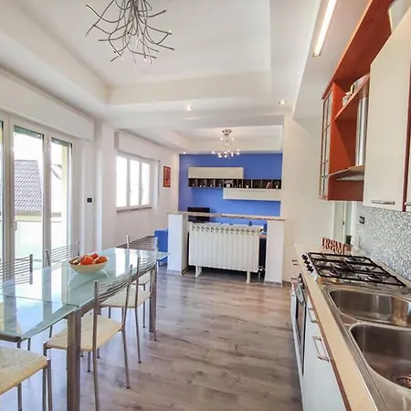 Appartement Ampio Quadrilocale 8 Pax Vista Mare *