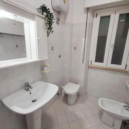 Ampio Quadrilocale 8 Pax Vista Mare