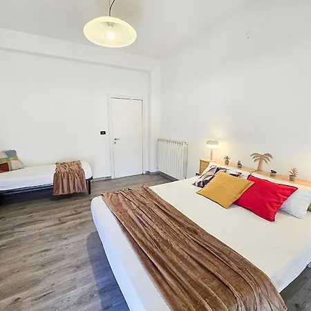 Ampio Quadrilocale 8 Pax Vista Mare *