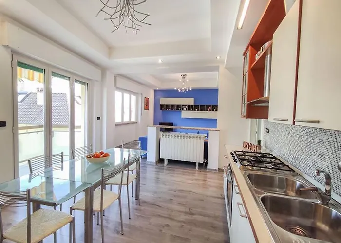 شقة Ampio Quadrilocale 8 Pax Vista Mare *