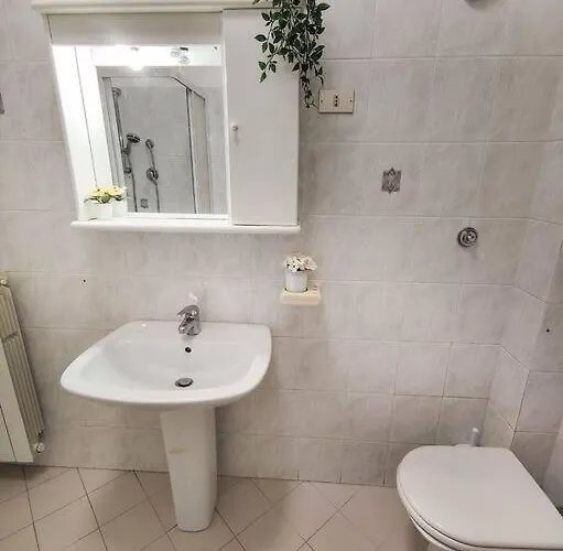 Ampio Quadrilocale 8 Pax Vista Mare *